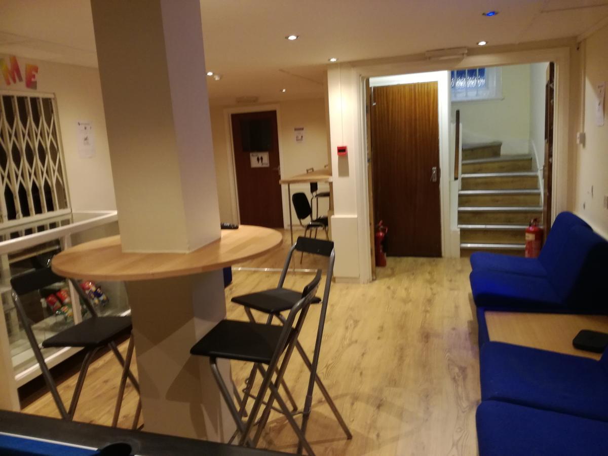 Amity Hostel Лондон Экстерьер фото