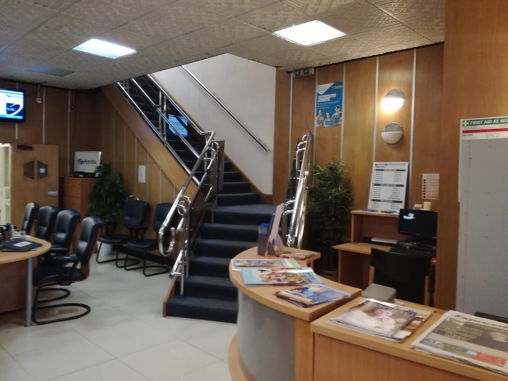 Amity Hostel Лондон Экстерьер фото
