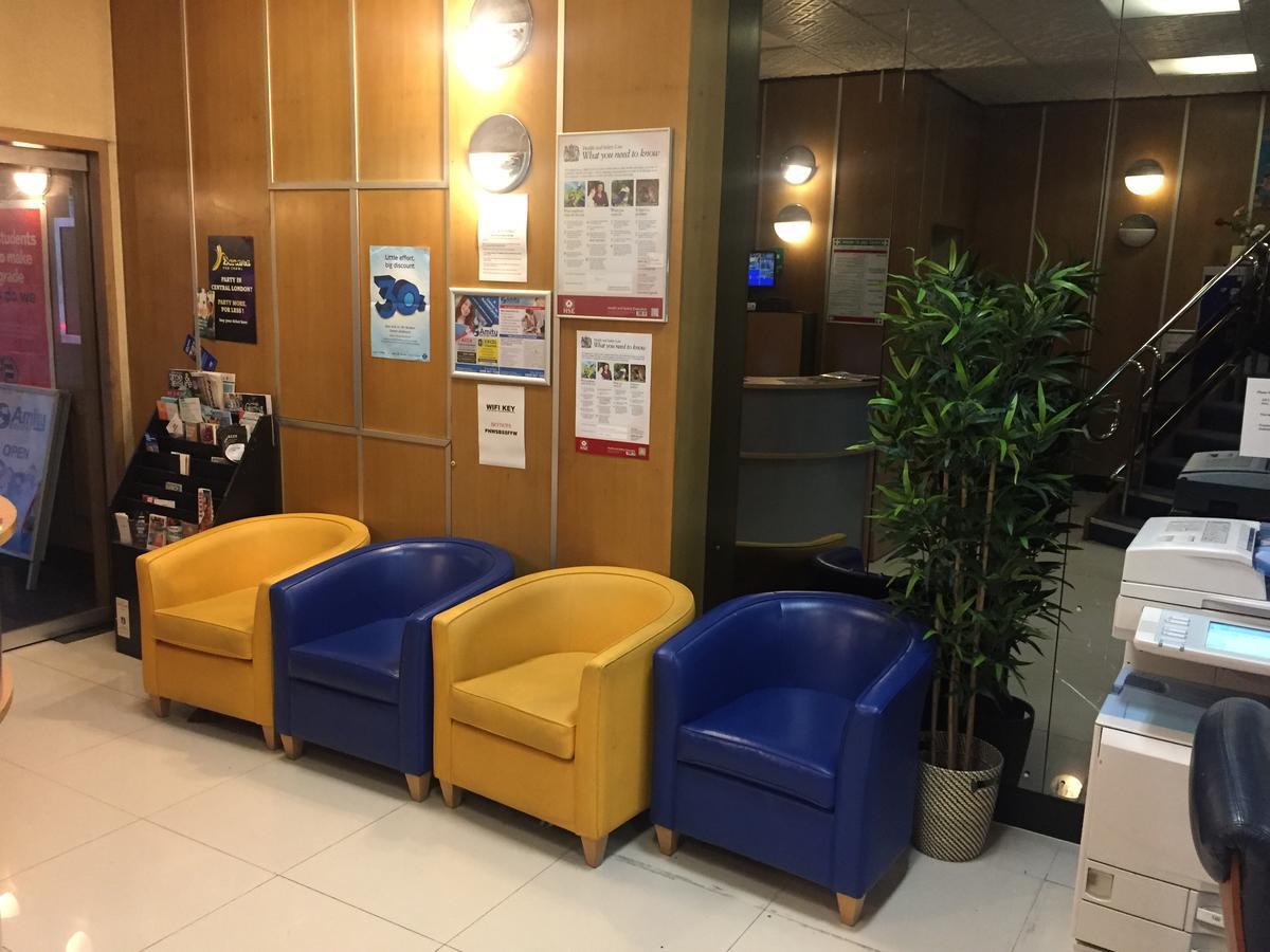 Amity Hostel Лондон Экстерьер фото